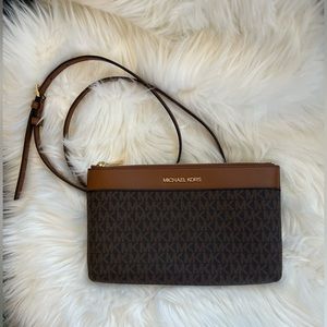 MICHAEL KORS Small Crossbody bag NWOT